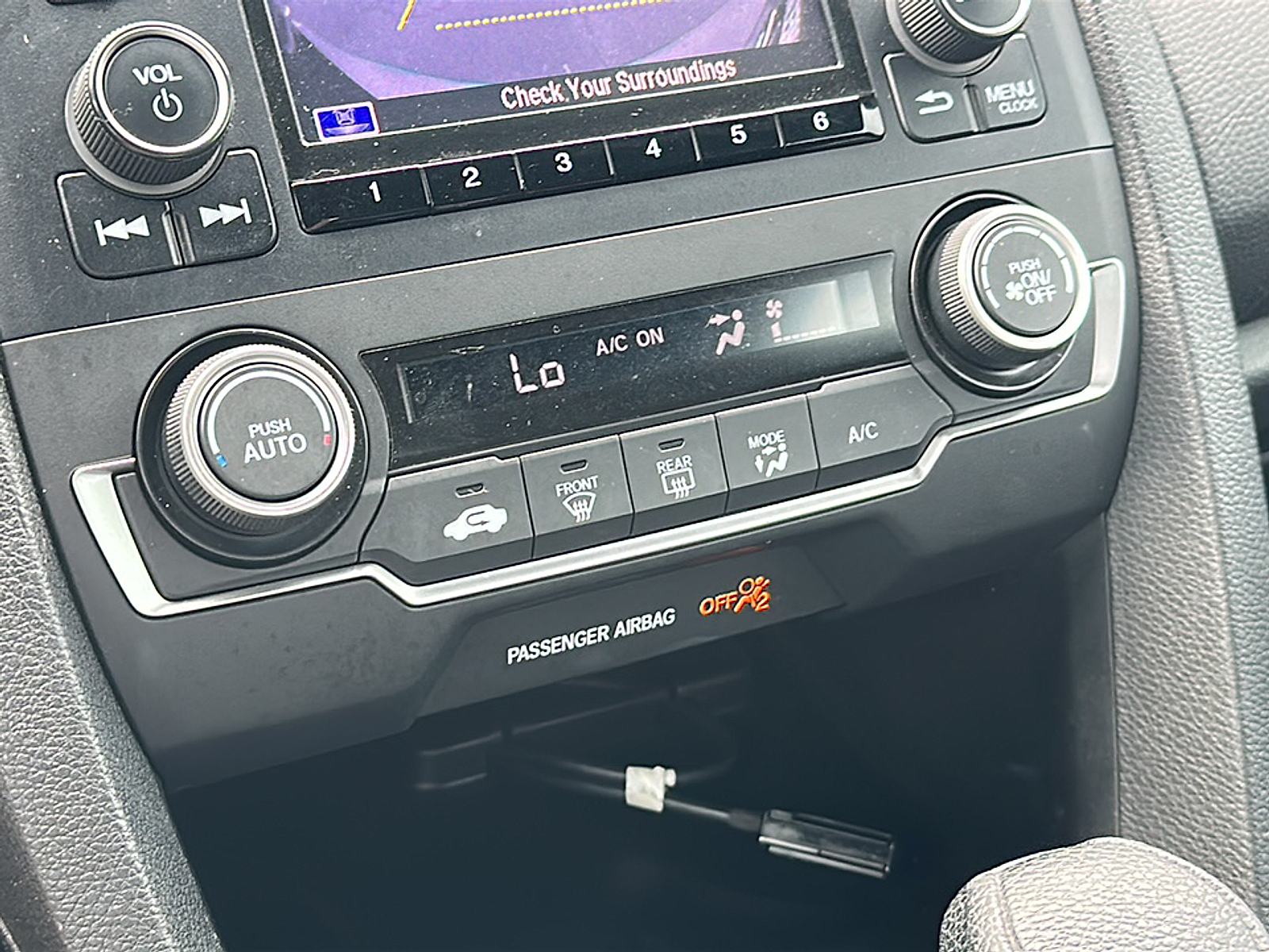 Used 2019 Lunar Silver Metallic Honda LX image 29