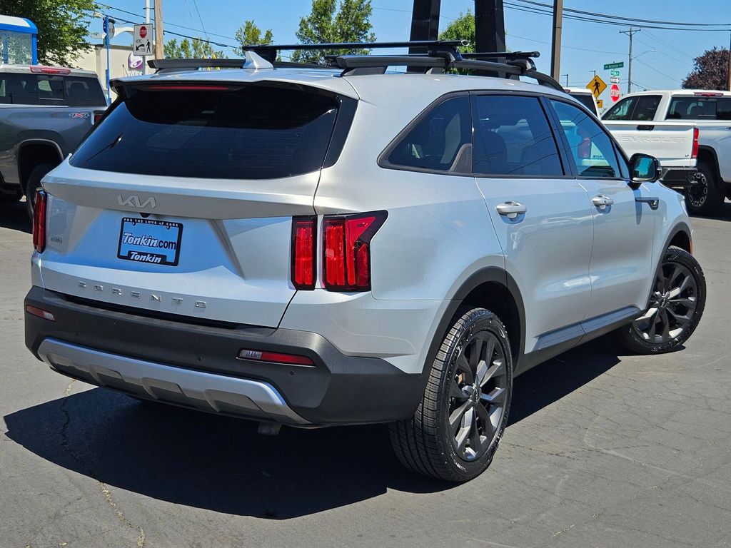 2022 Kia Sorento X-Line SX Prestige photo 4
