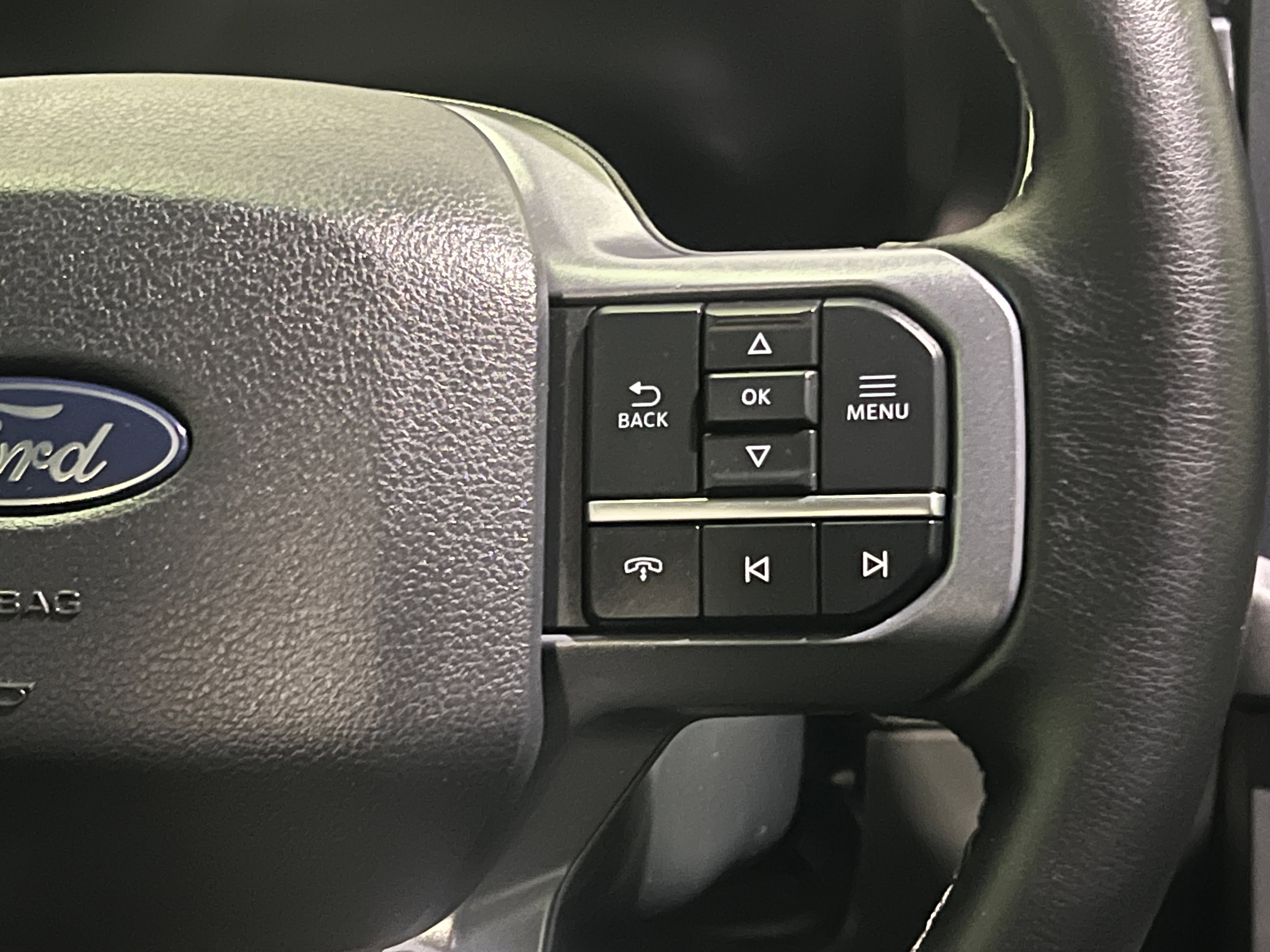 2024 Ford F-150 Lightning XLT photo 12