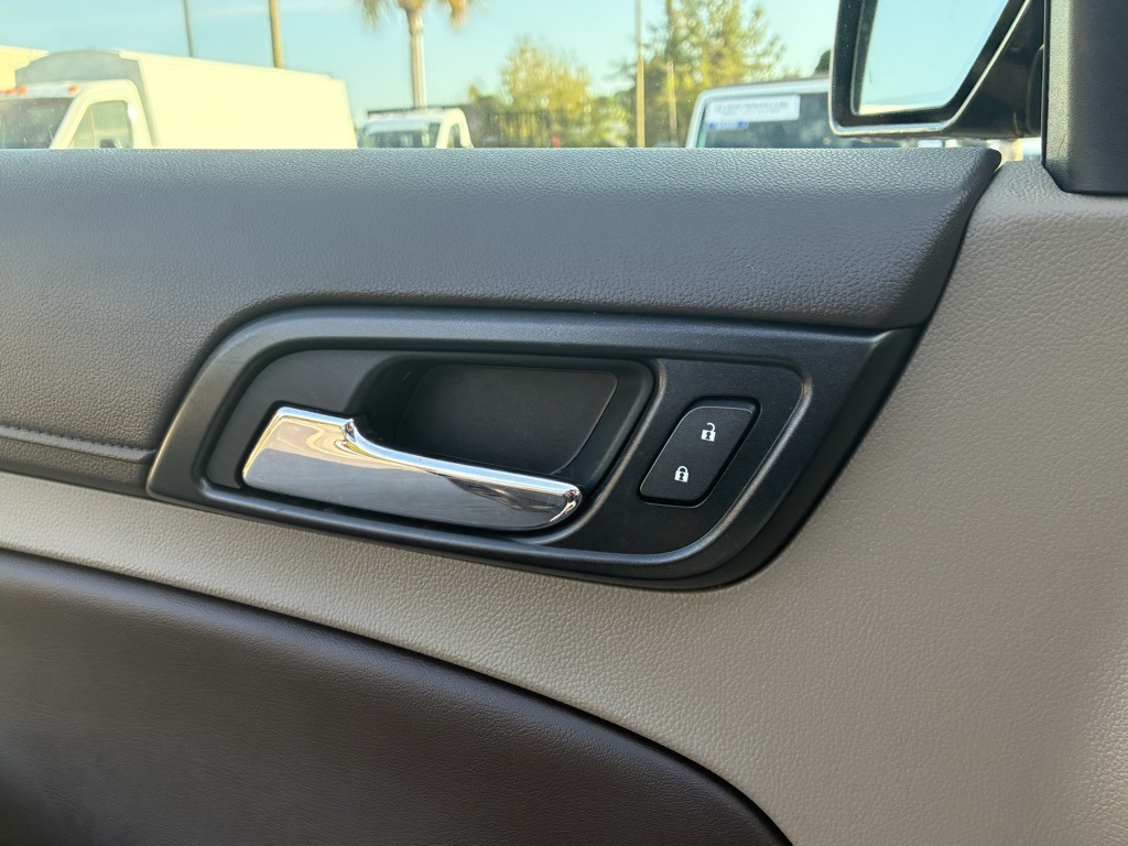 2018 Chevrolet Tahoe LT photo 15