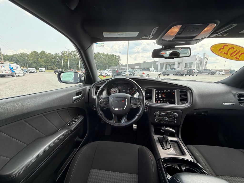 2023 Dodge Charger R/T photo 13