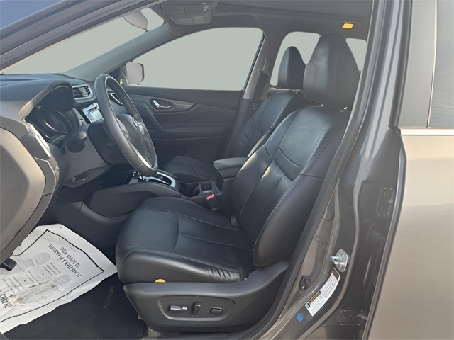2015 Nissan Rogue SL photo 8
