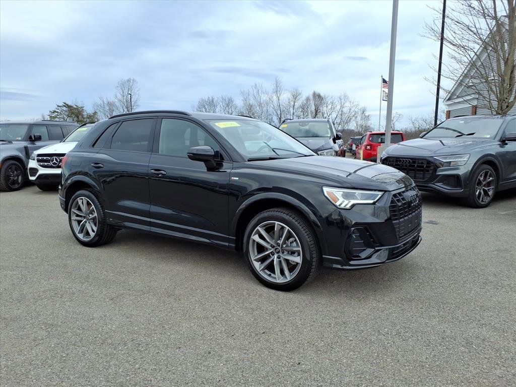 2025 Audi Q3 S Line Premium's photo