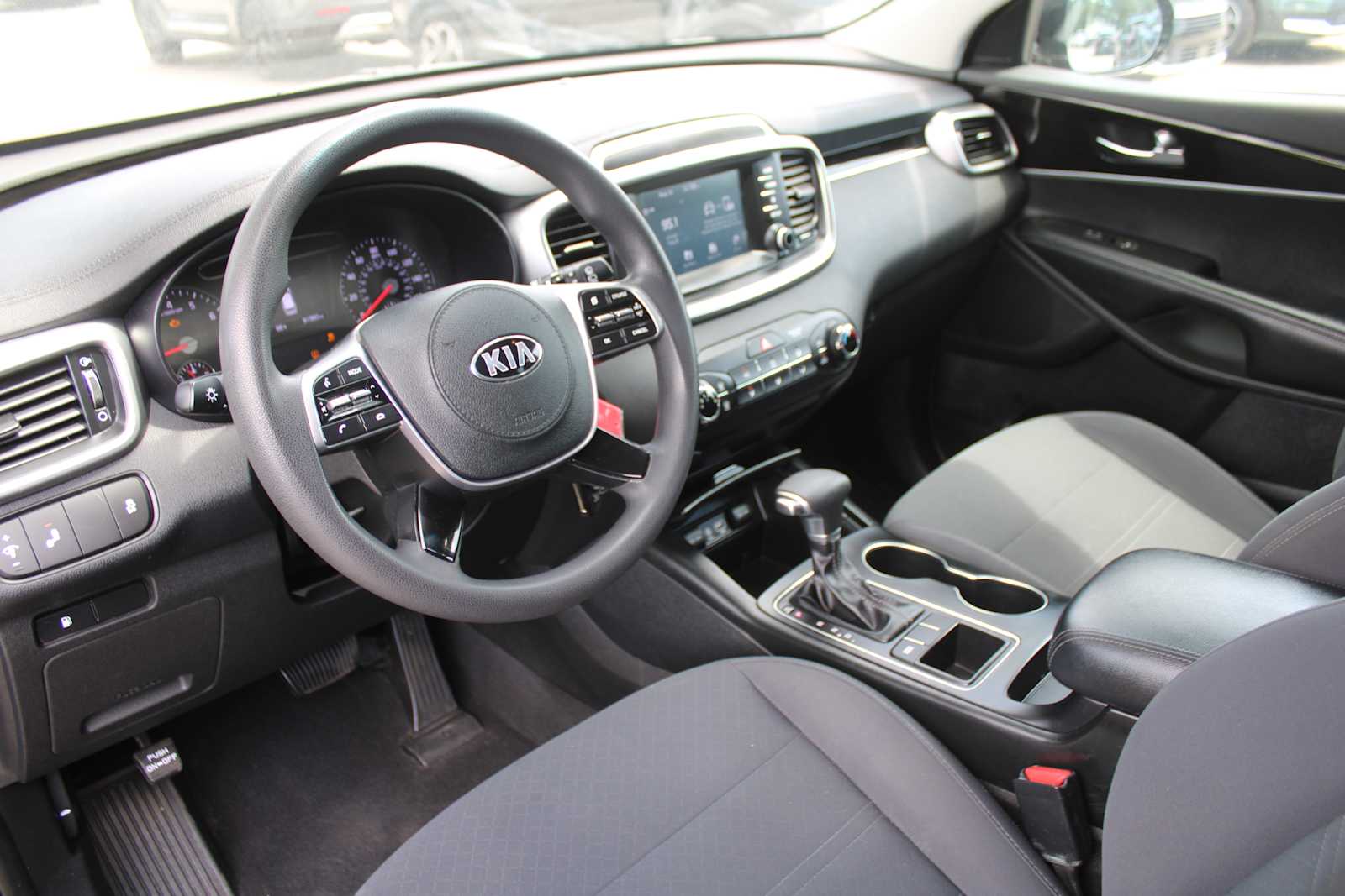 2019 Kia Sorento LX photo 20