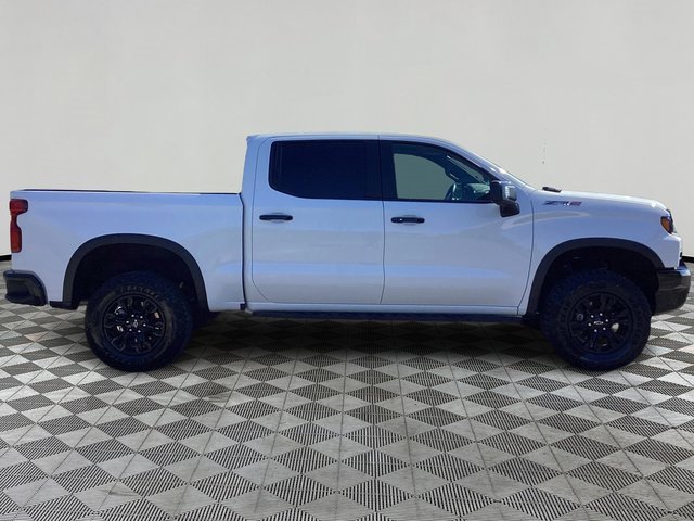 2024 Chevrolet Silverado 1500 ZR2 photo 2