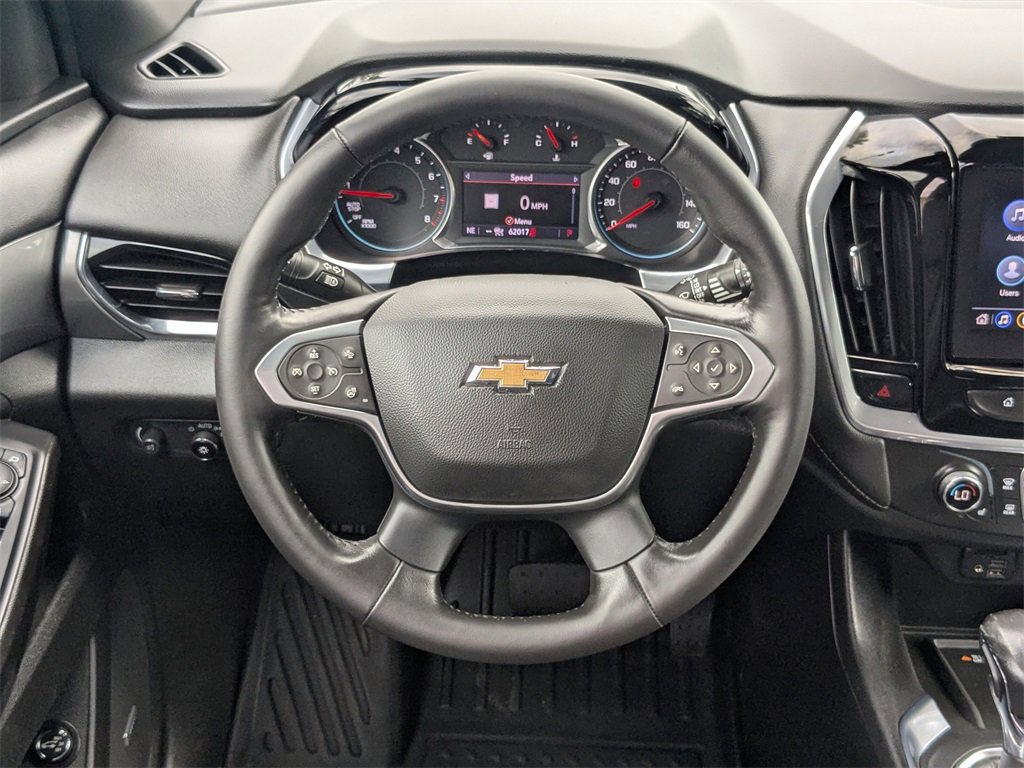 2022 Chevrolet Traverse Leather photo 12