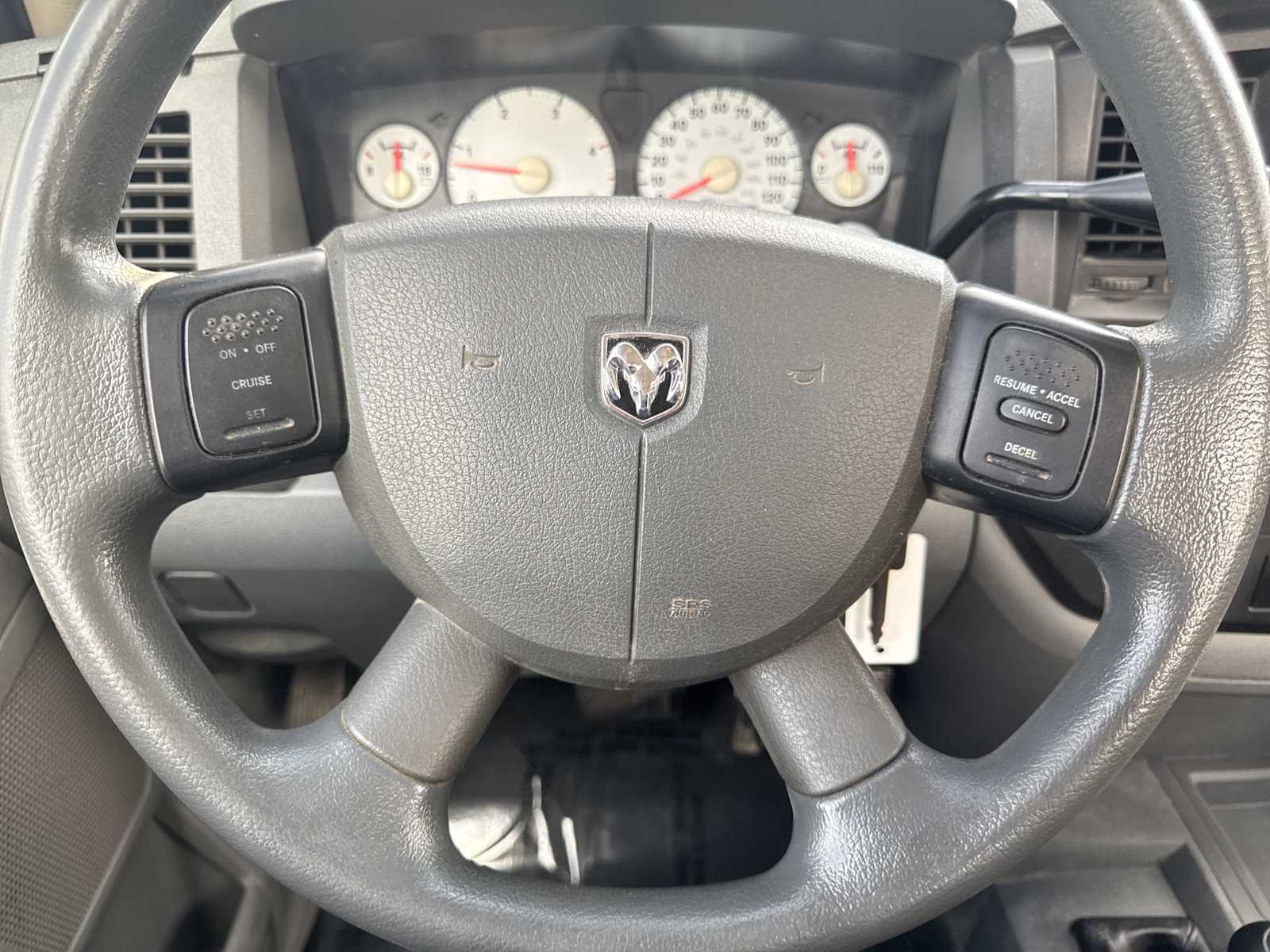 2007 Dodge Ram 3500 SLT photo 23