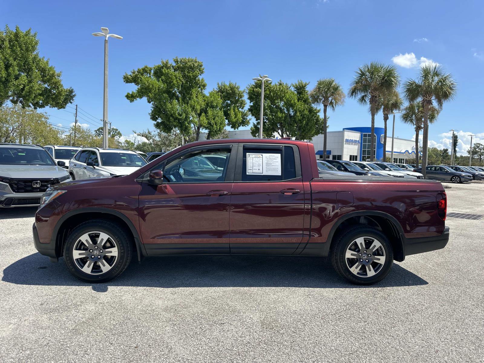 2017 Honda Ridgeline RTL-T photo 4
