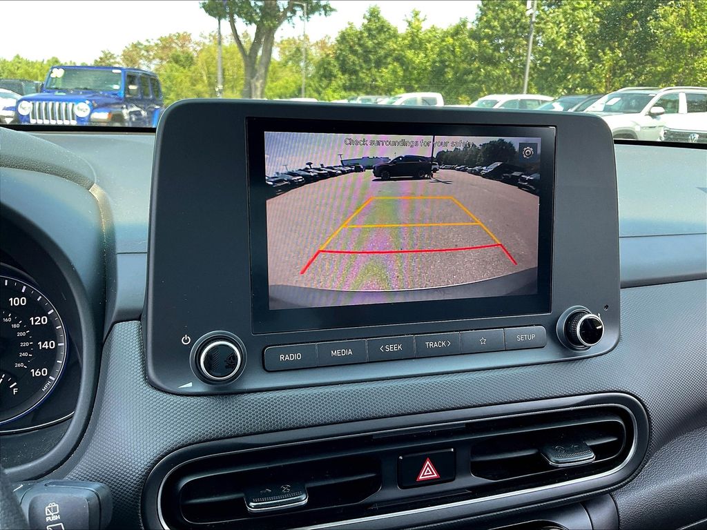 2023 Hyundai Kona SEL photo 18