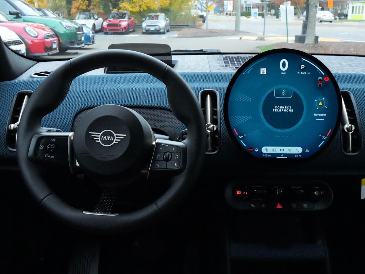 2026 Mini Countryman S ALL4 Iconic photo 2