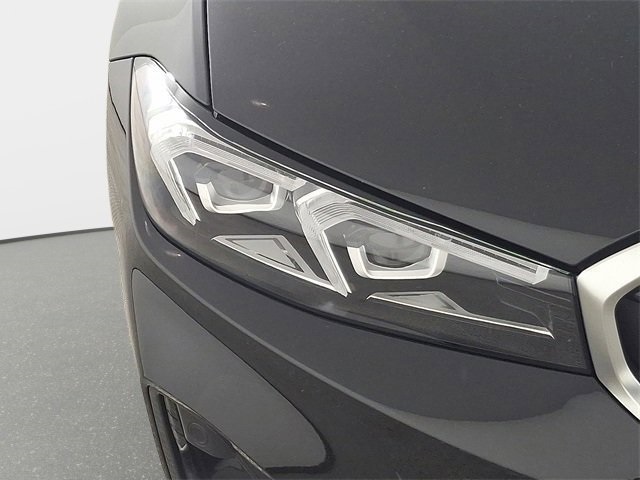 2025 Bmw 330i xDrive Sedan photo 9