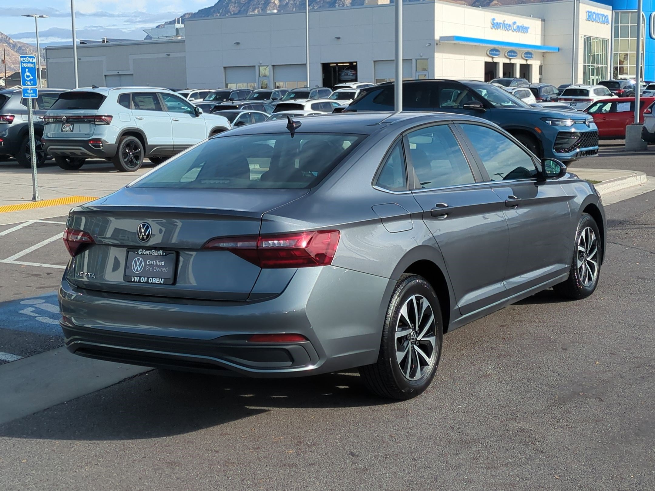 2023 Volkswagen Jetta S photo 3