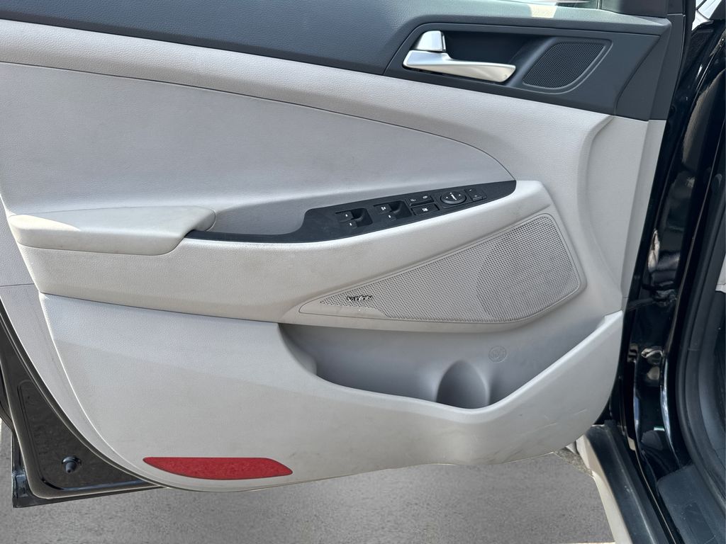 2019 Hyundai Tucson Sport photo 22