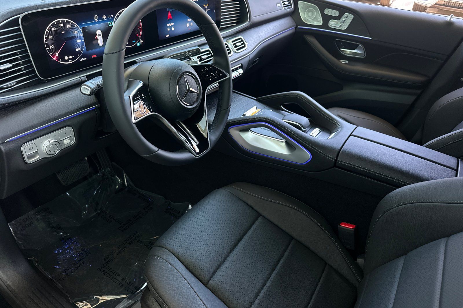 2025 Mercedes Benz GLS 450 4MATIC photo 9