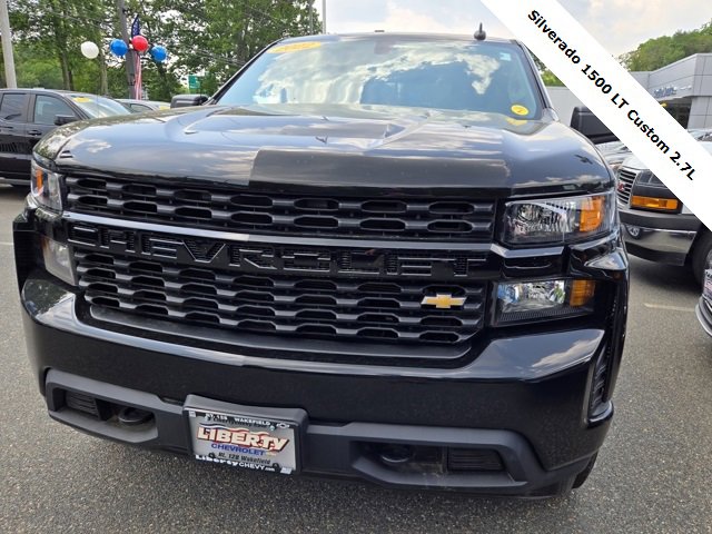 2022 Chevrolet Silverado Custom photo 3