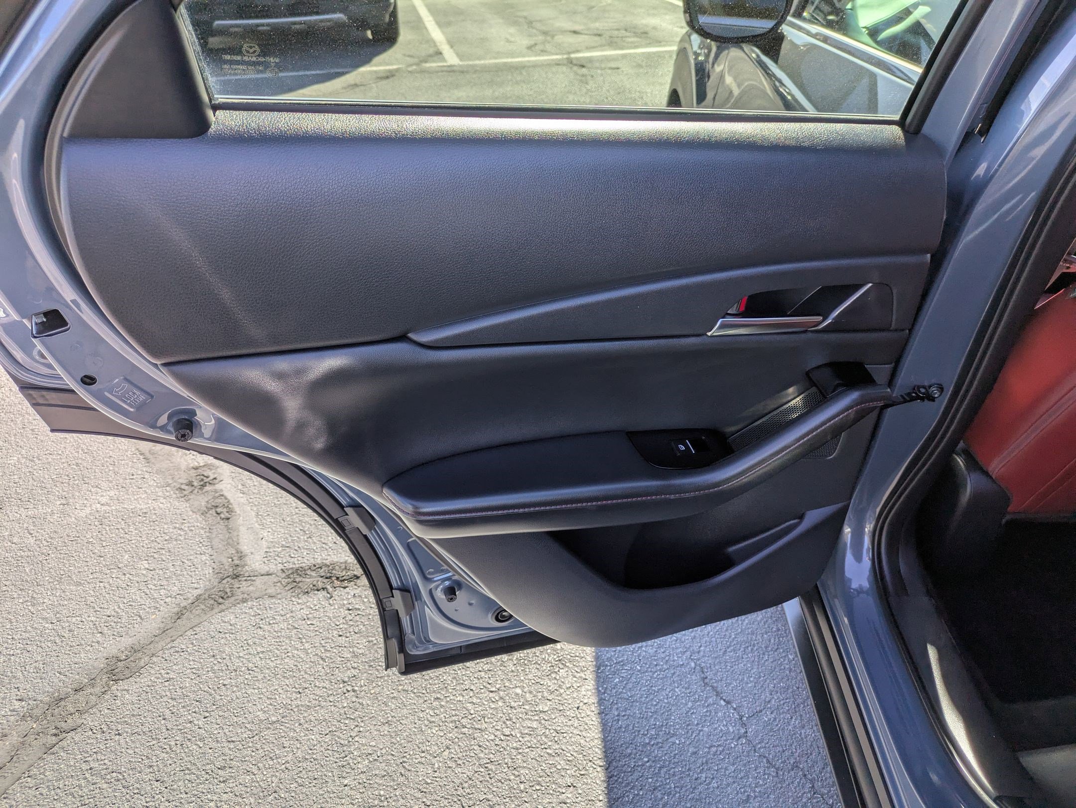 2024 Mazda CX-30 2.5 S Carbon photo 28