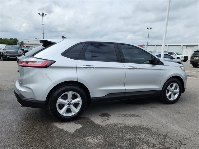 2019 Ford Edge SE photo 2