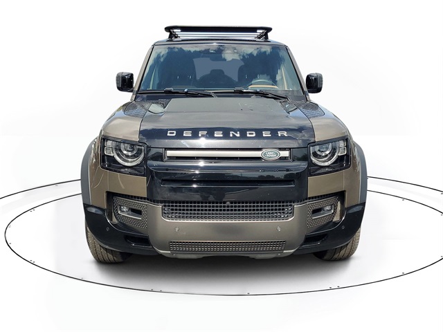 2020 Land Rover Defender 110 photo 2