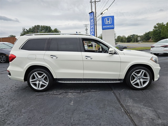 2014 Mercedes Benz GL 550 photo 8