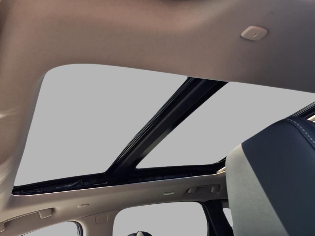 2025 Nissan Murano SL photo 18