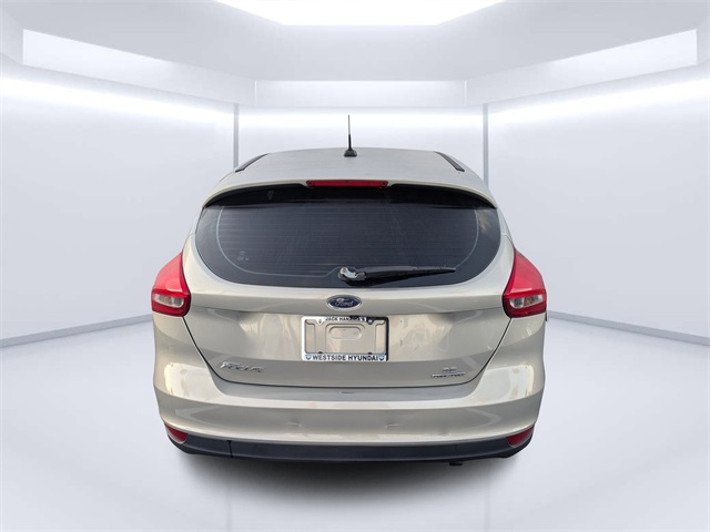 2016 Ford Focus SE photo 4