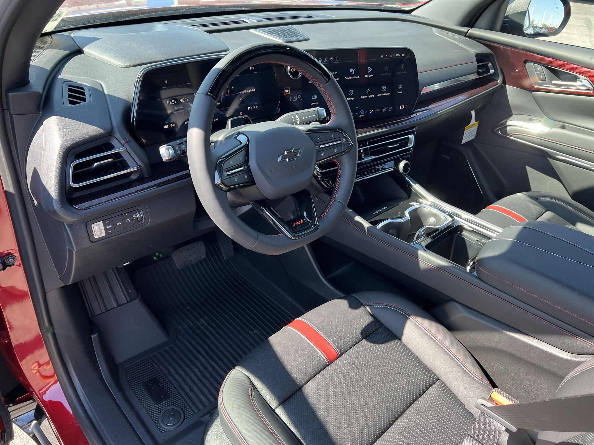 2026 Chevrolet Traverse RS photo 6