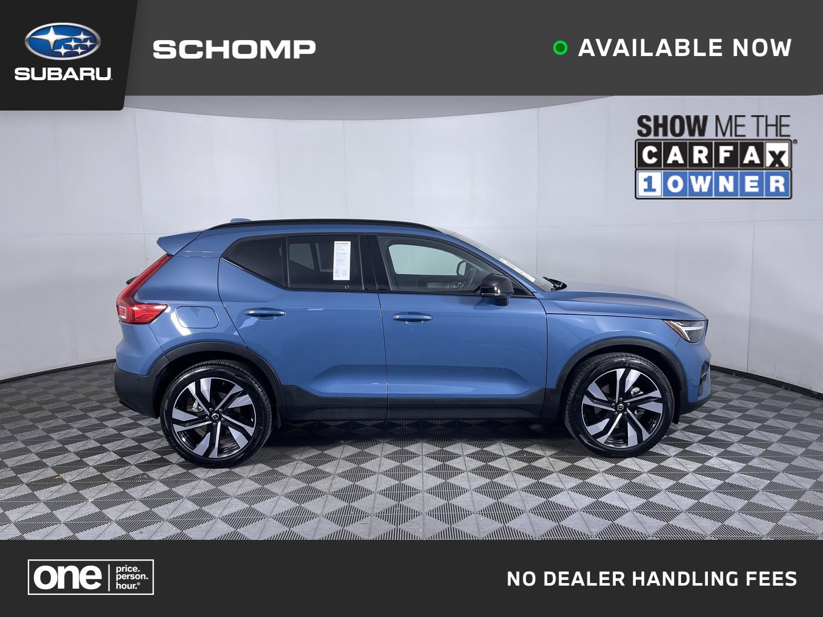 2024 Volvo XC40 Ultimate's photo