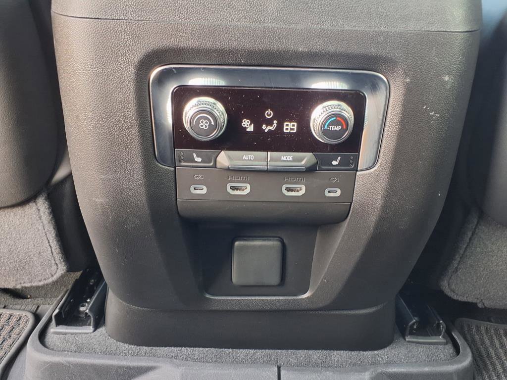 2024 Gmc Yukon XL Denali Ultimate photo 17