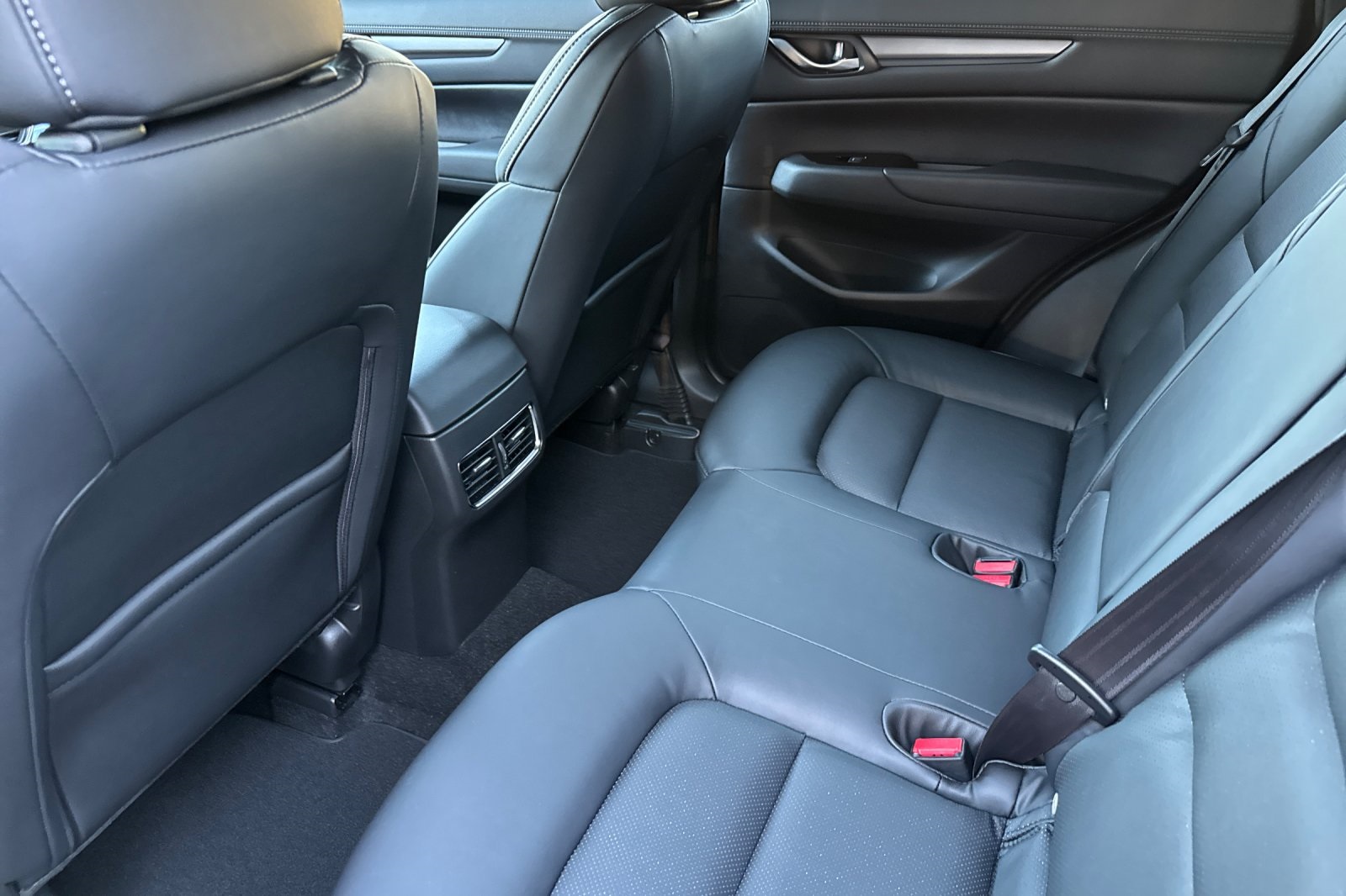 2025 Mazda CX-5 2.5 Select photo 11
