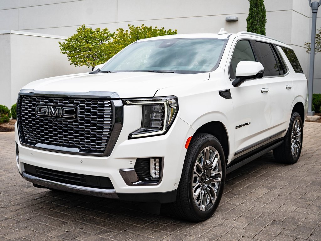 2024 GMC Yukon Denali Ultimate's photo