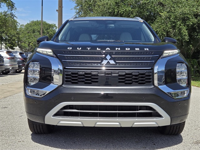 2025 Mitsubishi Outlander PHEV SEL Platinum photo 2