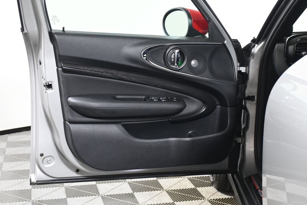 2024 Mini Cooper John Cooper Works ALL4 photo 27