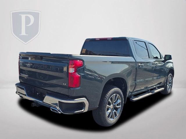 2026 Chevrolet Silverado 1500 LT photo 3