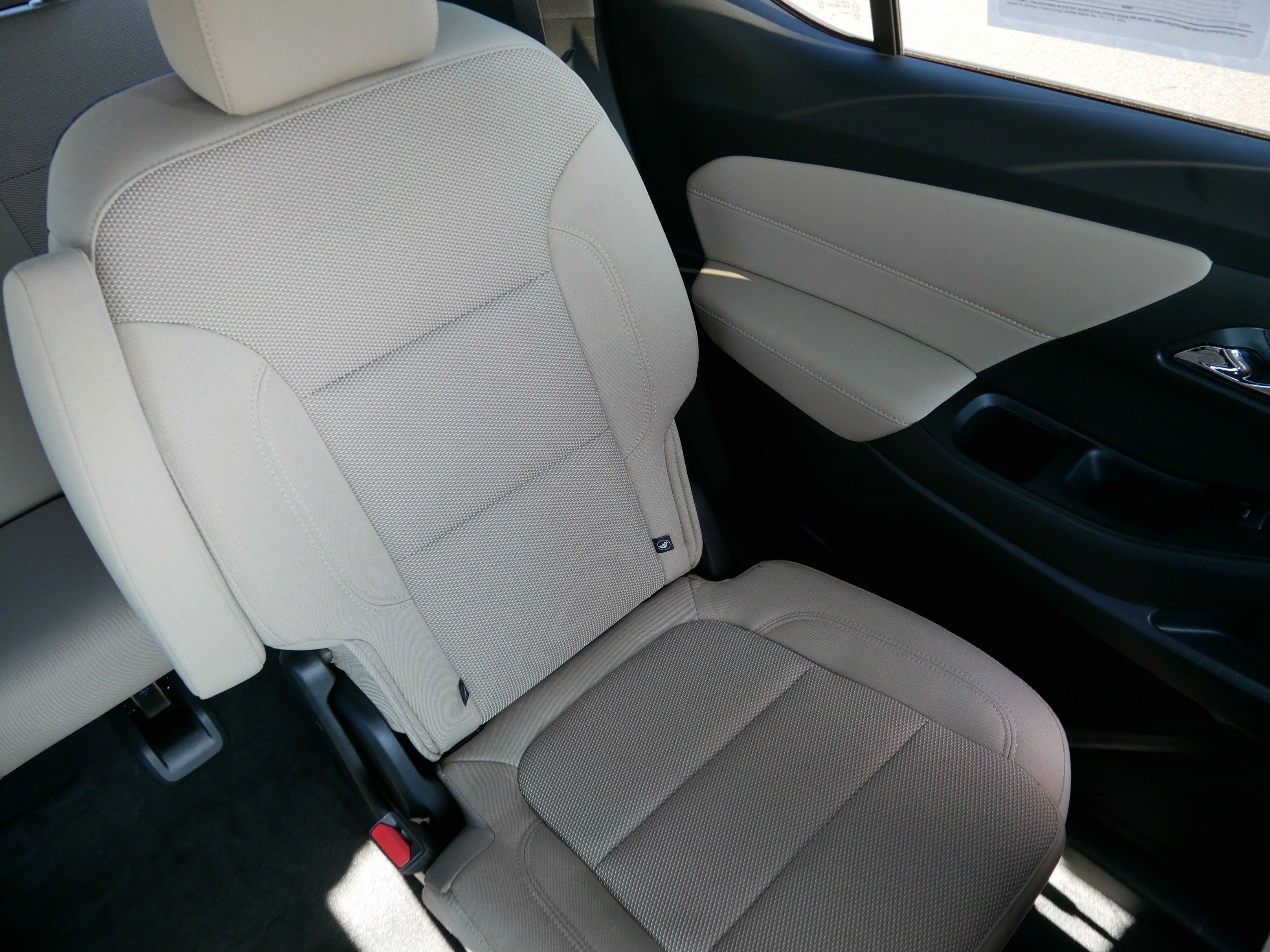 2023 Chevrolet Traverse Cloth photo 13
