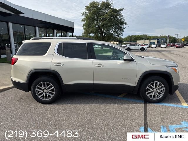 2017 Gmc Acadia SLE photo 6