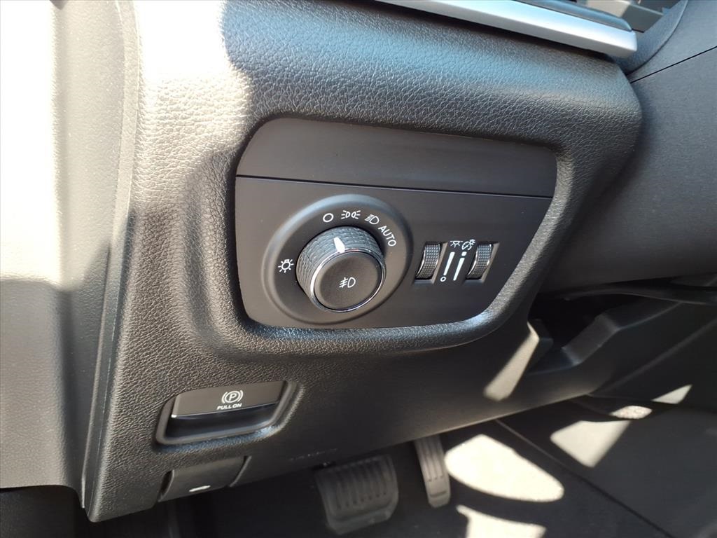 2025 Jeep Grand Cherokee Limited photo 12