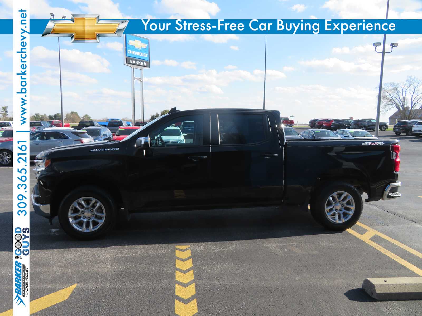 2023 Chevrolet Silverado 1500 LT photo 2