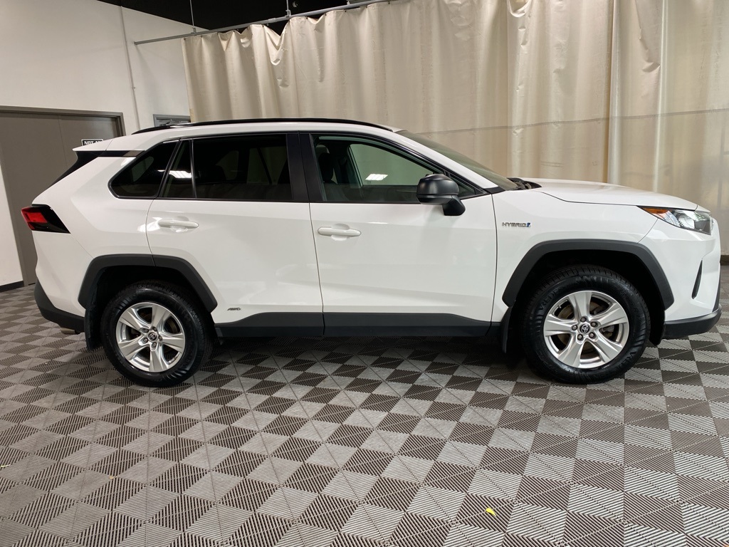 2021 Toyota RAV4 Hybrid LE photo 13