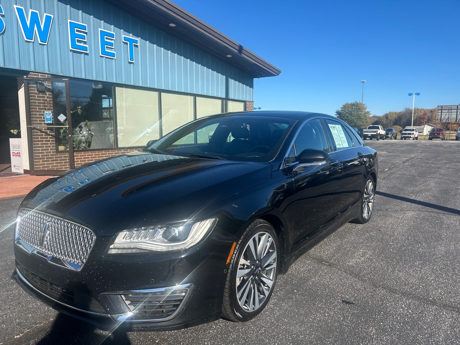 2017 Lincoln MKZ Reserve's photo
