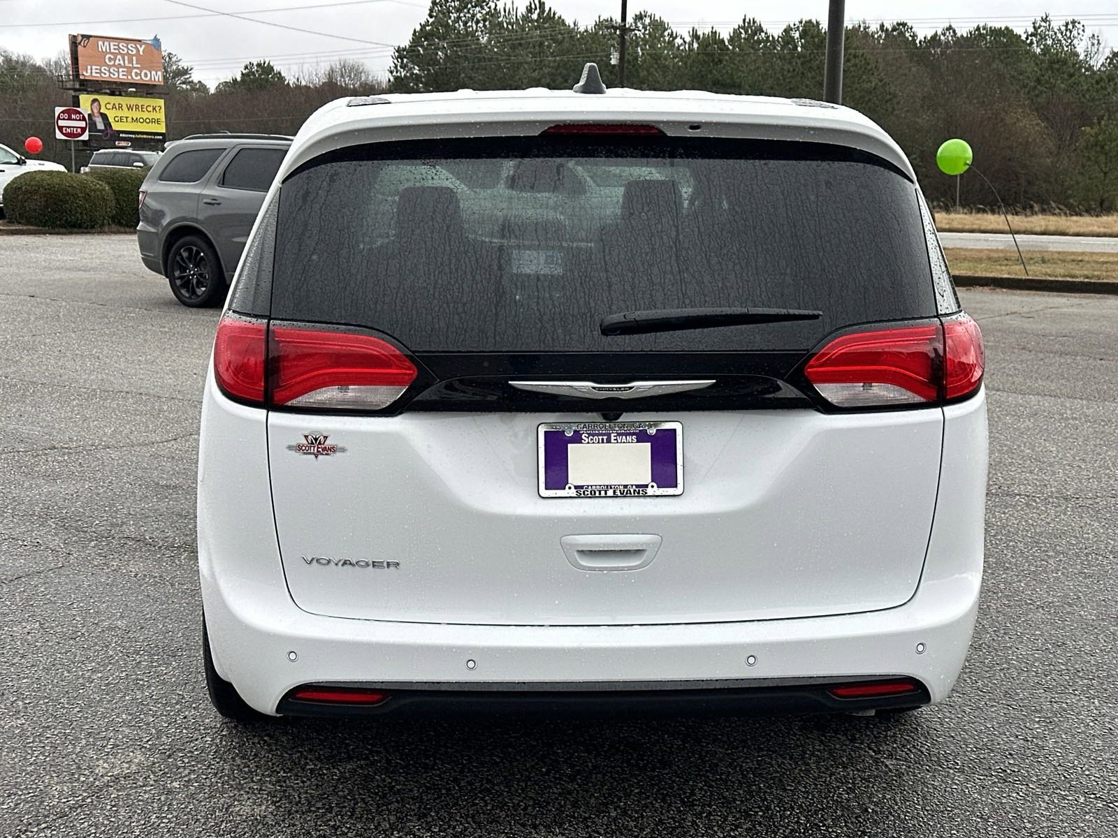 2025 Chrysler Voyager LX photo 7