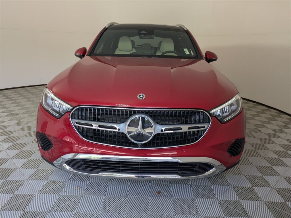 2026 Mercedes Benz GLC 300 photo 2