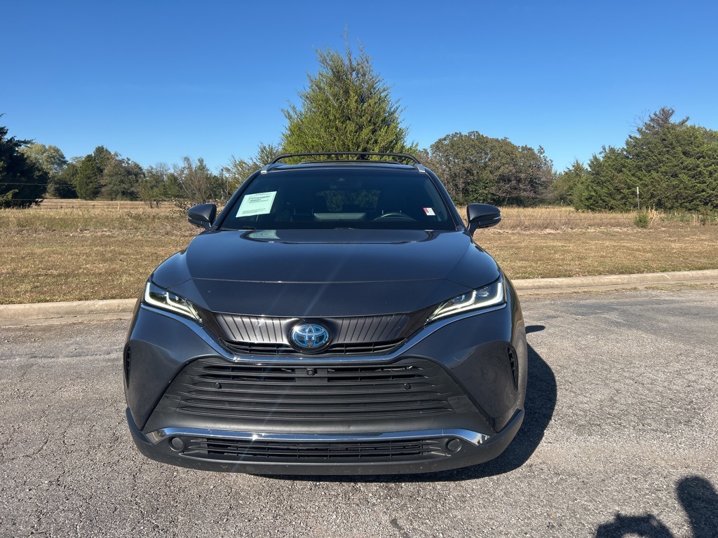 2021 Toyota Venza Limited photo 2