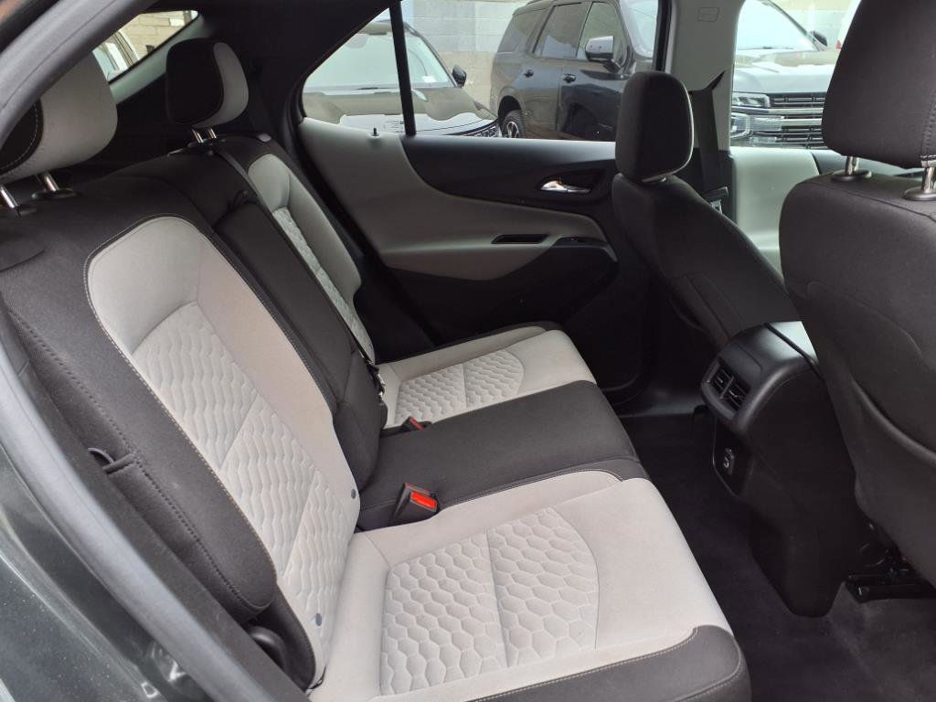 2021 Chevrolet Equinox LS photo 21
