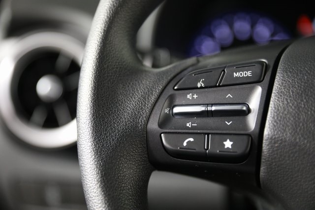 2023 Hyundai Kona SEL photo 4