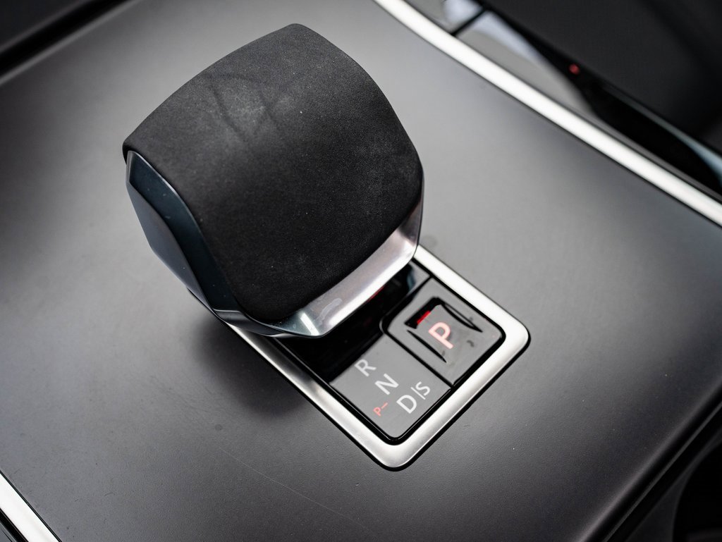2024 Land Rover Range Rover Evoque Dynamic SE photo 19