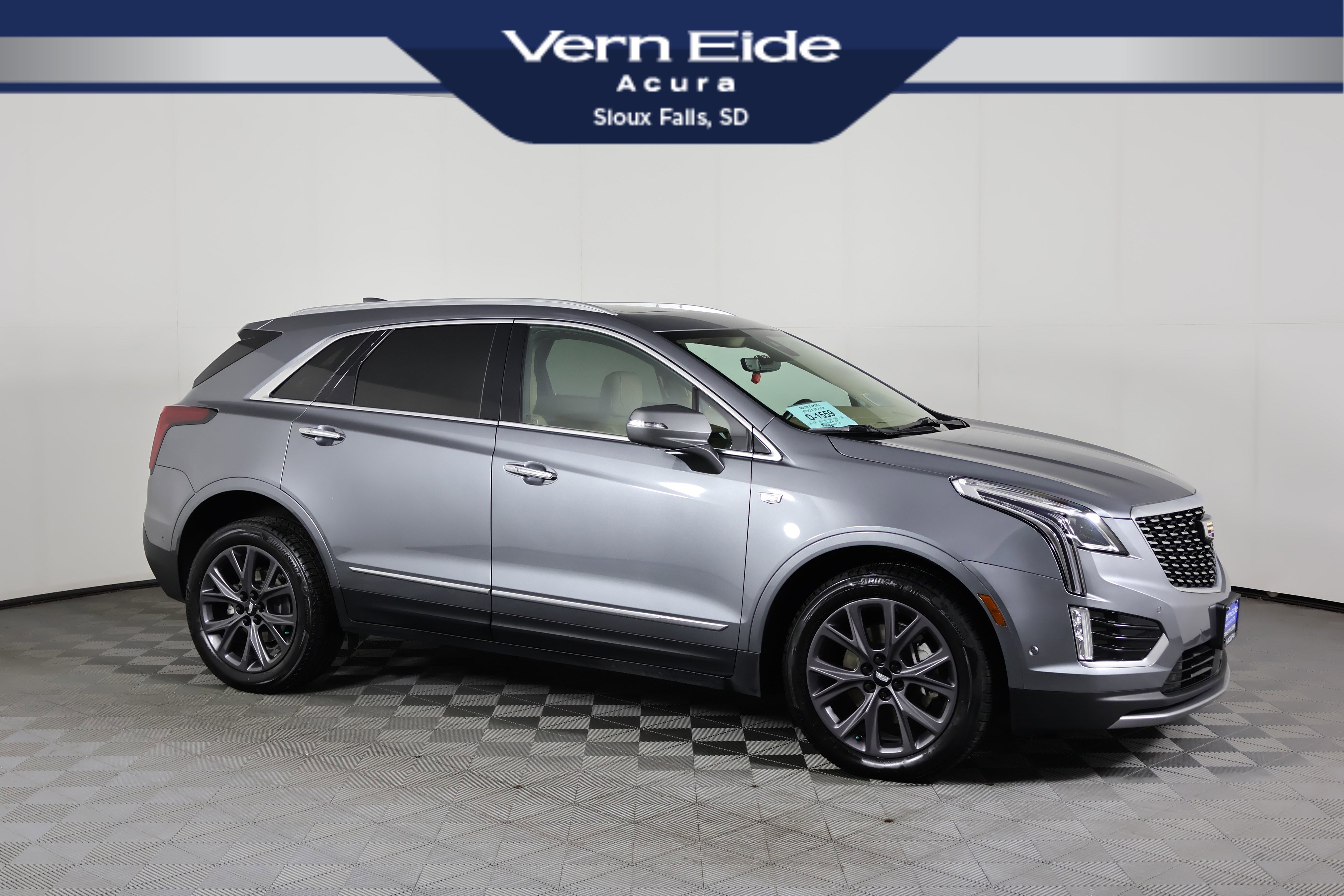 2020 Cadillac XT5 Premium Luxury