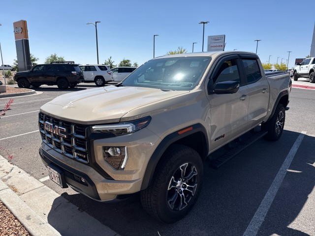 2024 GMC Canyon 4WD AT4