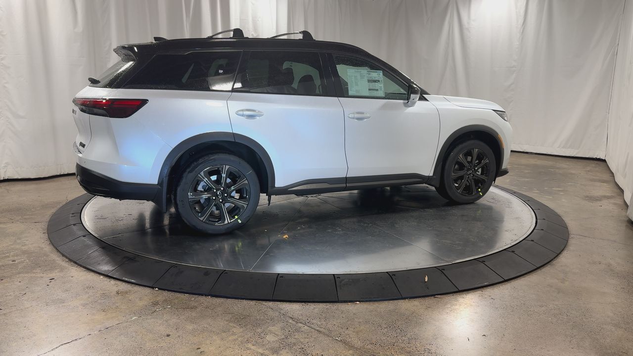 2026 Infiniti QX60 Autograph photo 2