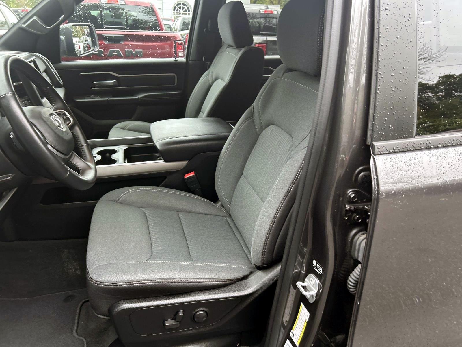 2022 Ram 1500 Big Horn photo 6