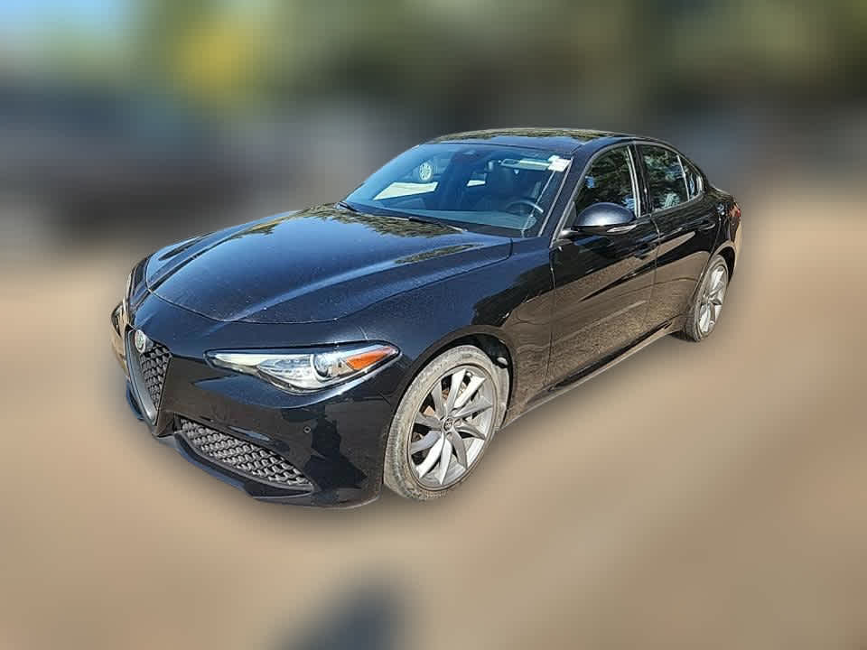 2022 Alfa Romeo Giulia SPRINT photo 2